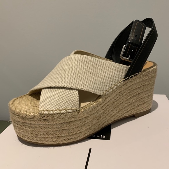 Dolce Vita Carsie Wedges in Natural - Picture 7 of 9